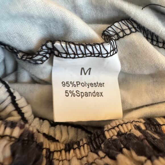 Leopard Print Strapless Smocked Romper Size M Stretchy Casual - Picture 6 of 7